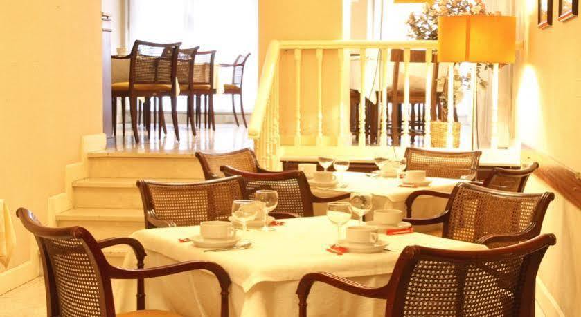 Monclus Hotel Palencia Luaran gambar